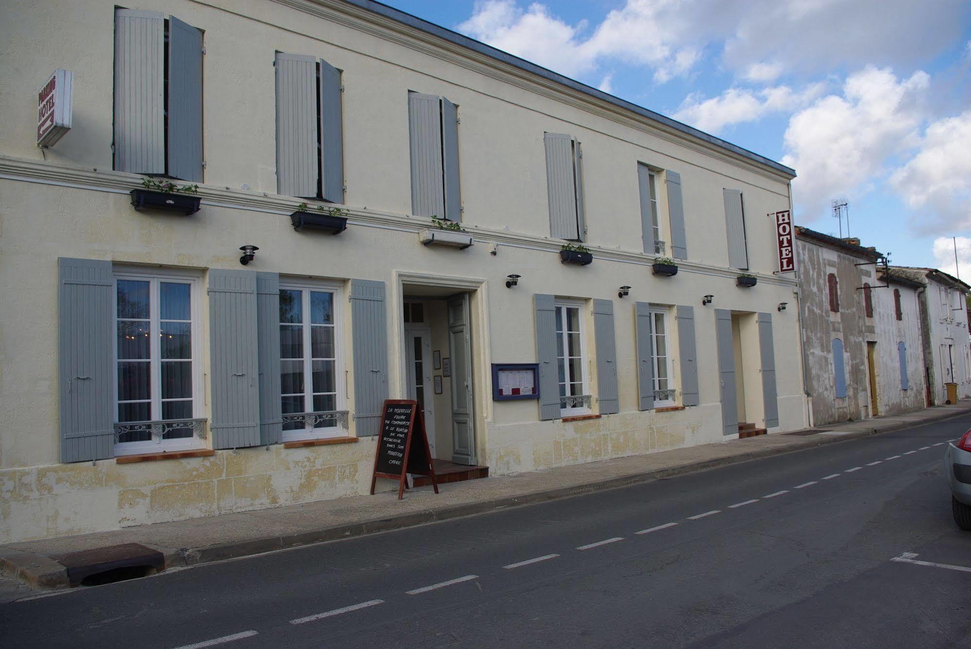 Cit'Hotel Le Commerce Saujon Exterior foto